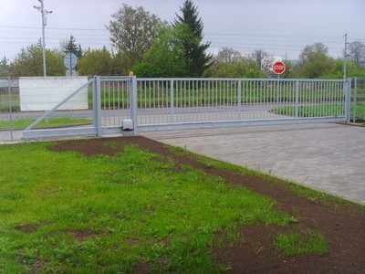 pojzdn brna